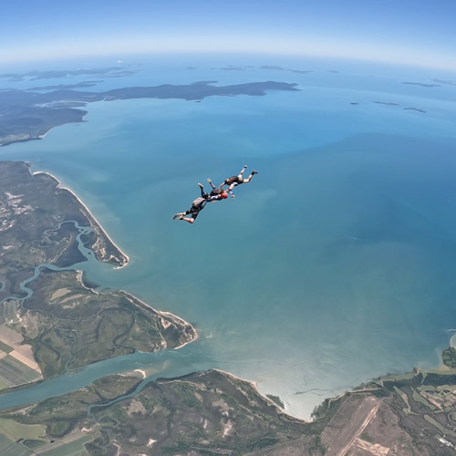 AFF skydiving student doing AFF stage 1 in Airlie Beach