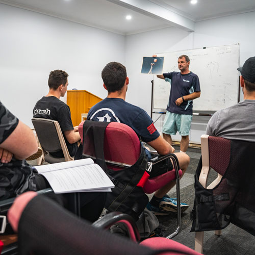 AFF skydiving students in classroom to get their skydive licence in Australia