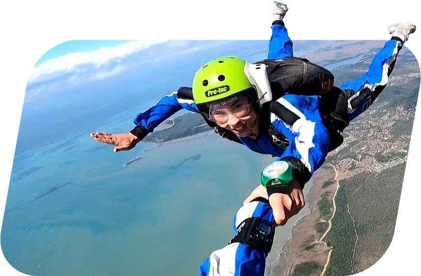 skydiving student in airlie beach