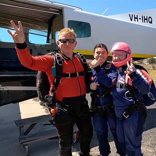 Skydiving instructor and customers in the Hunter Valley Newcastle NSW