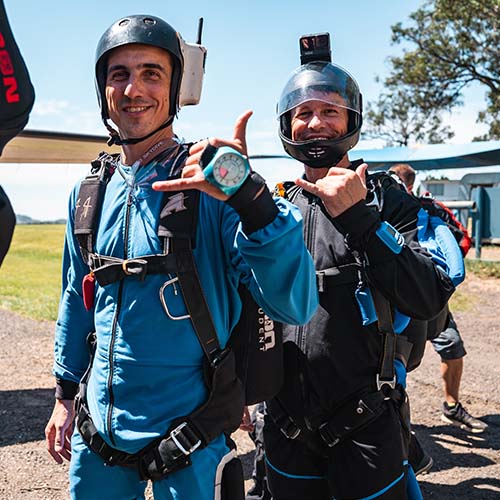 Sydney AFF skydiving student about to board plane